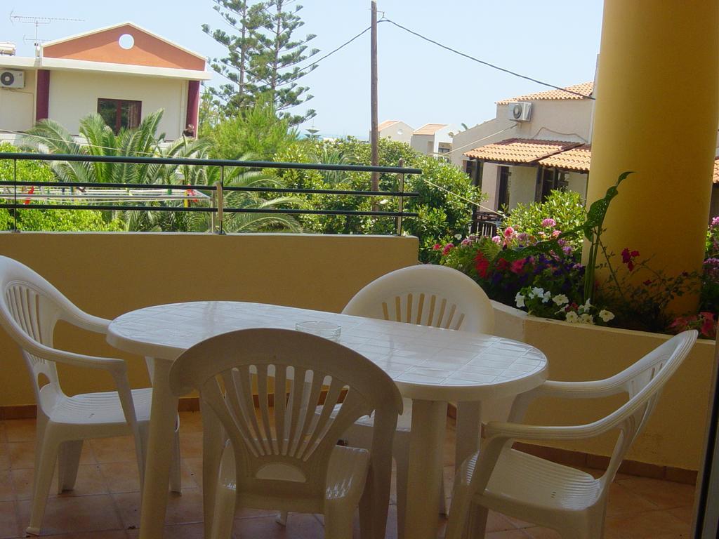 Marias Studios And Apartments Platanés Esterno foto